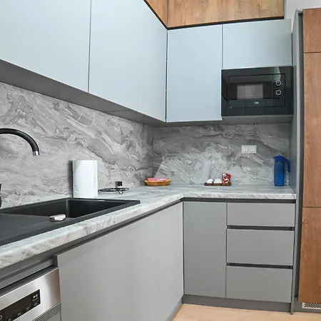 Cozy And Stylish Daire Saraybosna