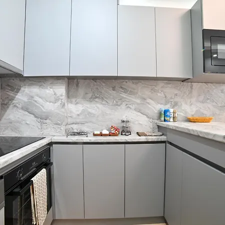 아파트 Cozy And Stylish *