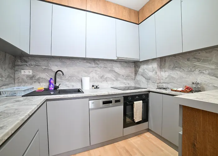 公寓 Cozy And Stylish